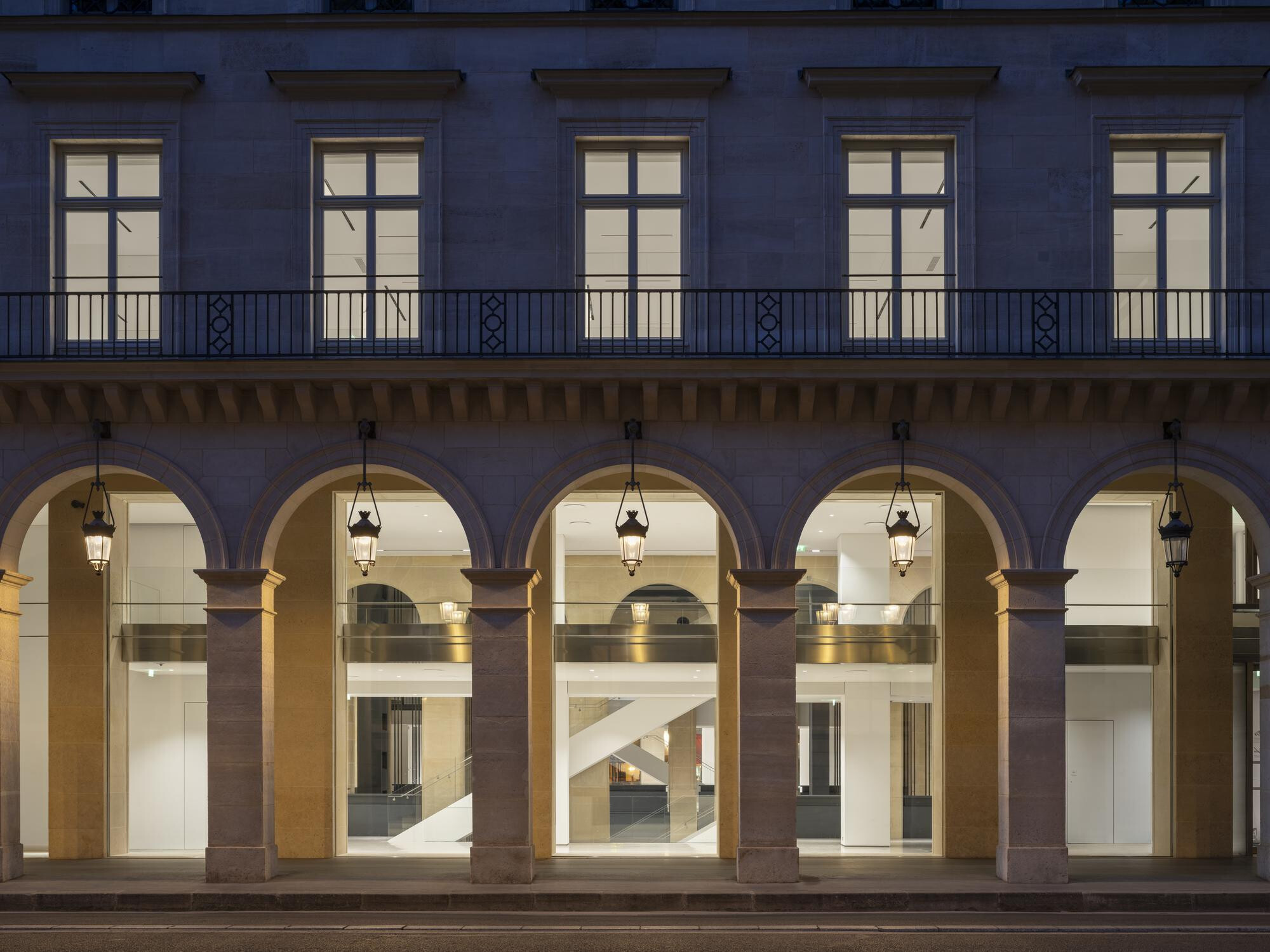 Vue du bâtiment de la Fondation Cartier pour l'art contemporain, place du Palais Royal, Paris, 2025 © Jean Nouvel  Adagp. Paris Photo © Martin Argyroglo