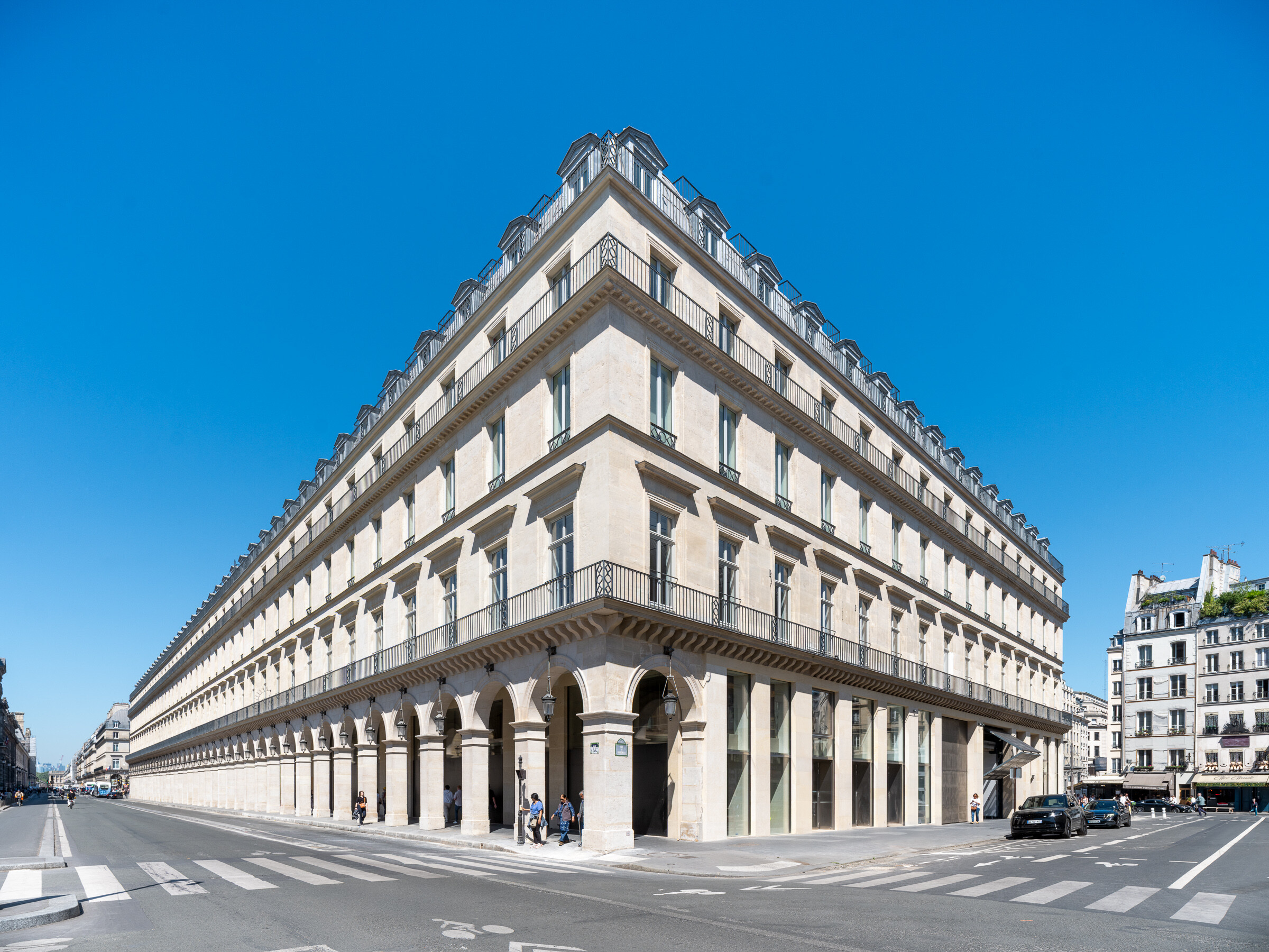 Photo du bâtiment de la Fondation Cartier pour l'art contemporain au 2 place du Palais-Royal