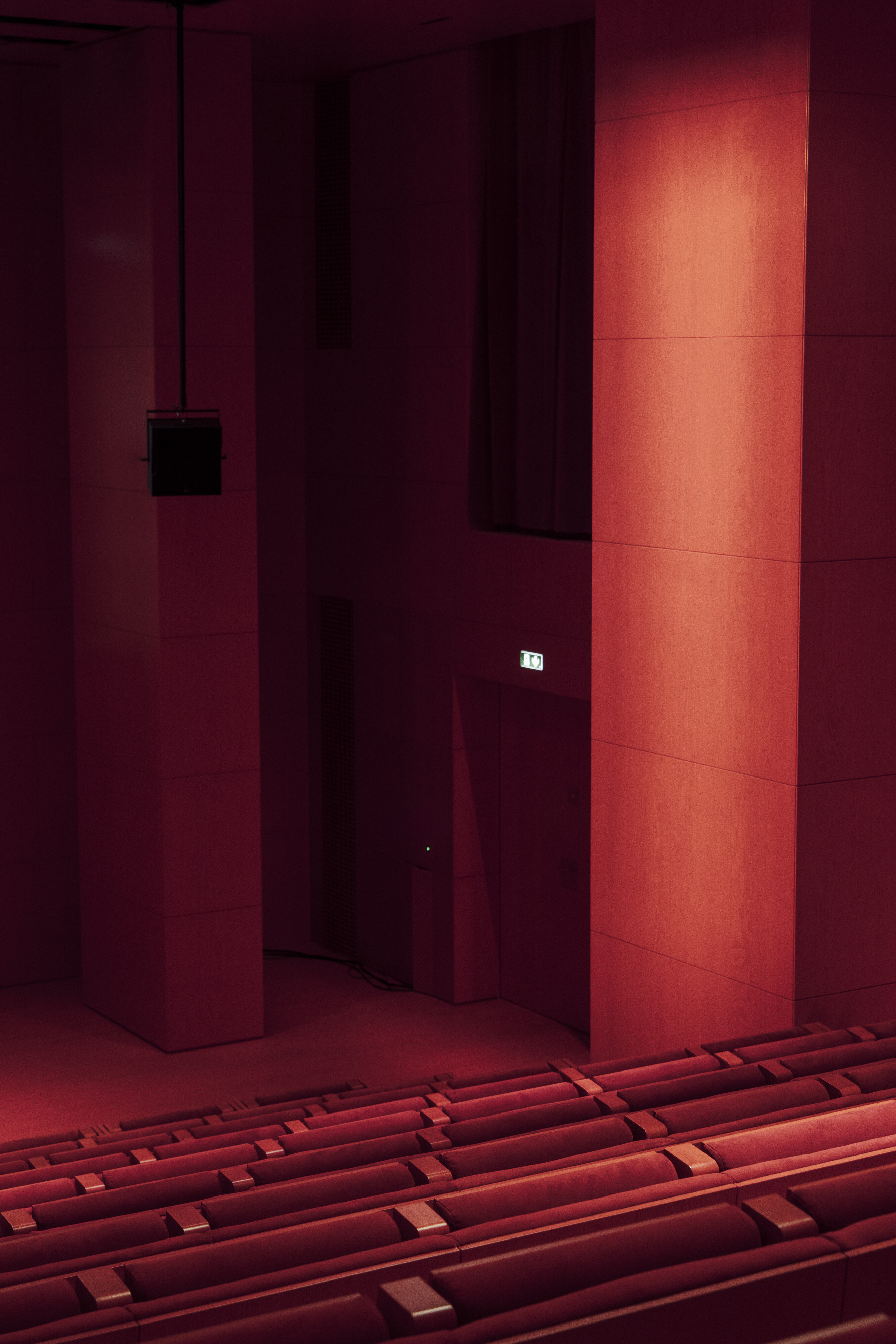 Vue du Studio Marie-Claude Beaud, Fondation Cartier pour l’art contemporain, place du Palais-Royal, Paris, 2025. © Martin Argyroglo Callias Bey © Jean Nouvel / Adagp, Paris, 2025