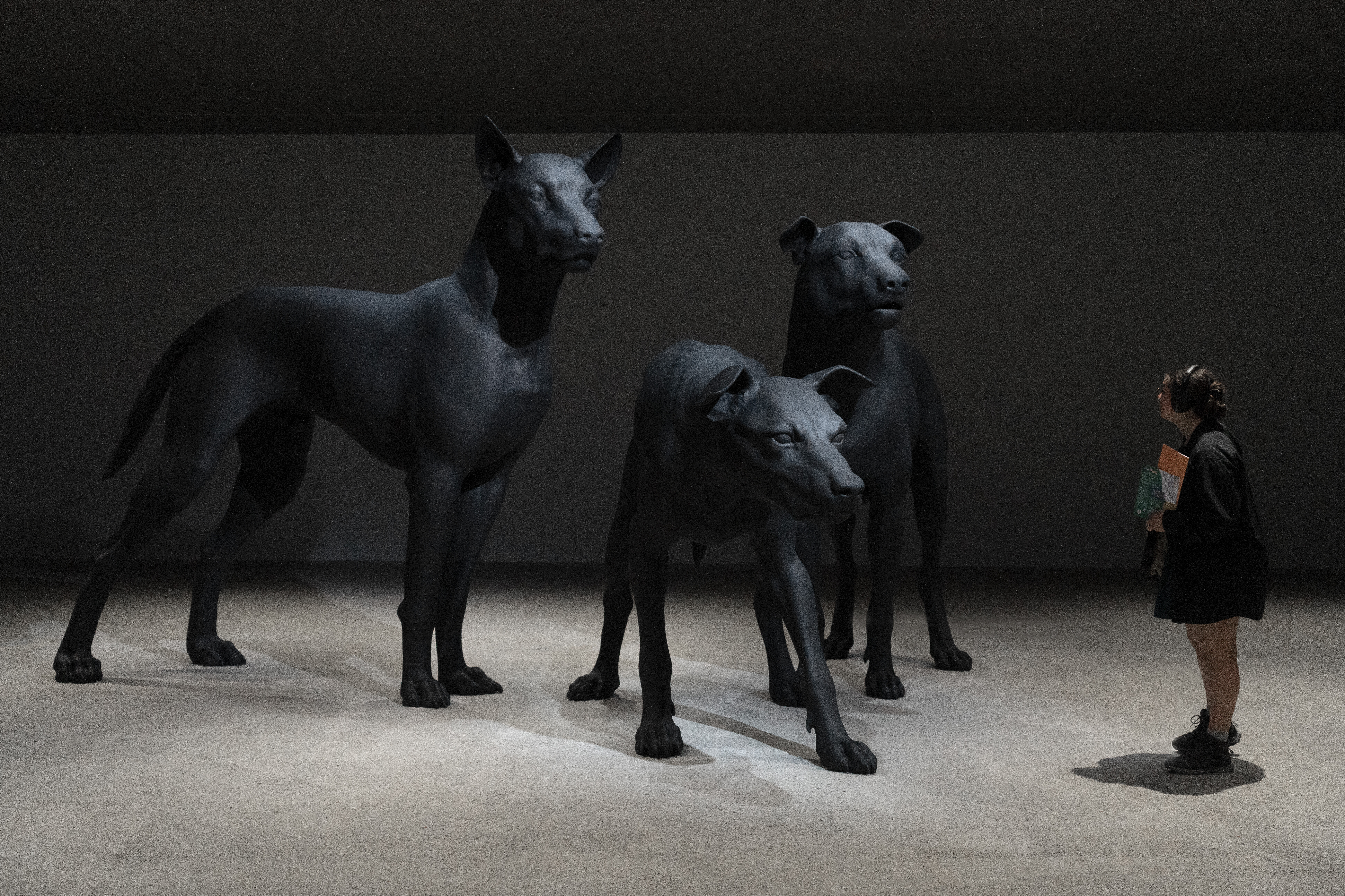 Ron Mueck, En Garde, 2023, Fondation Cartier pour l’art contemporain