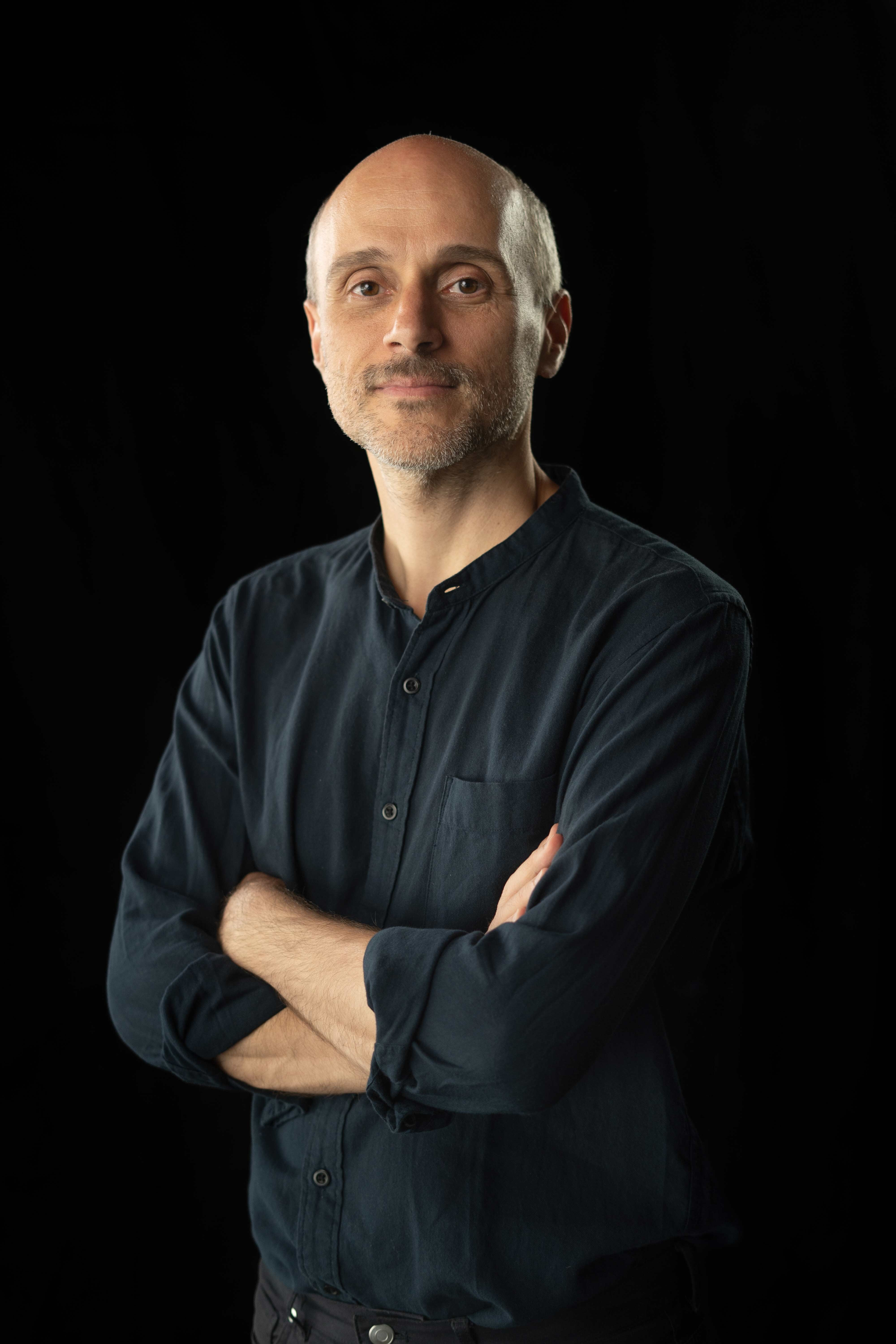 Portrait Thyago Nogueira   Intimes réalités   Programmation artistique   2025