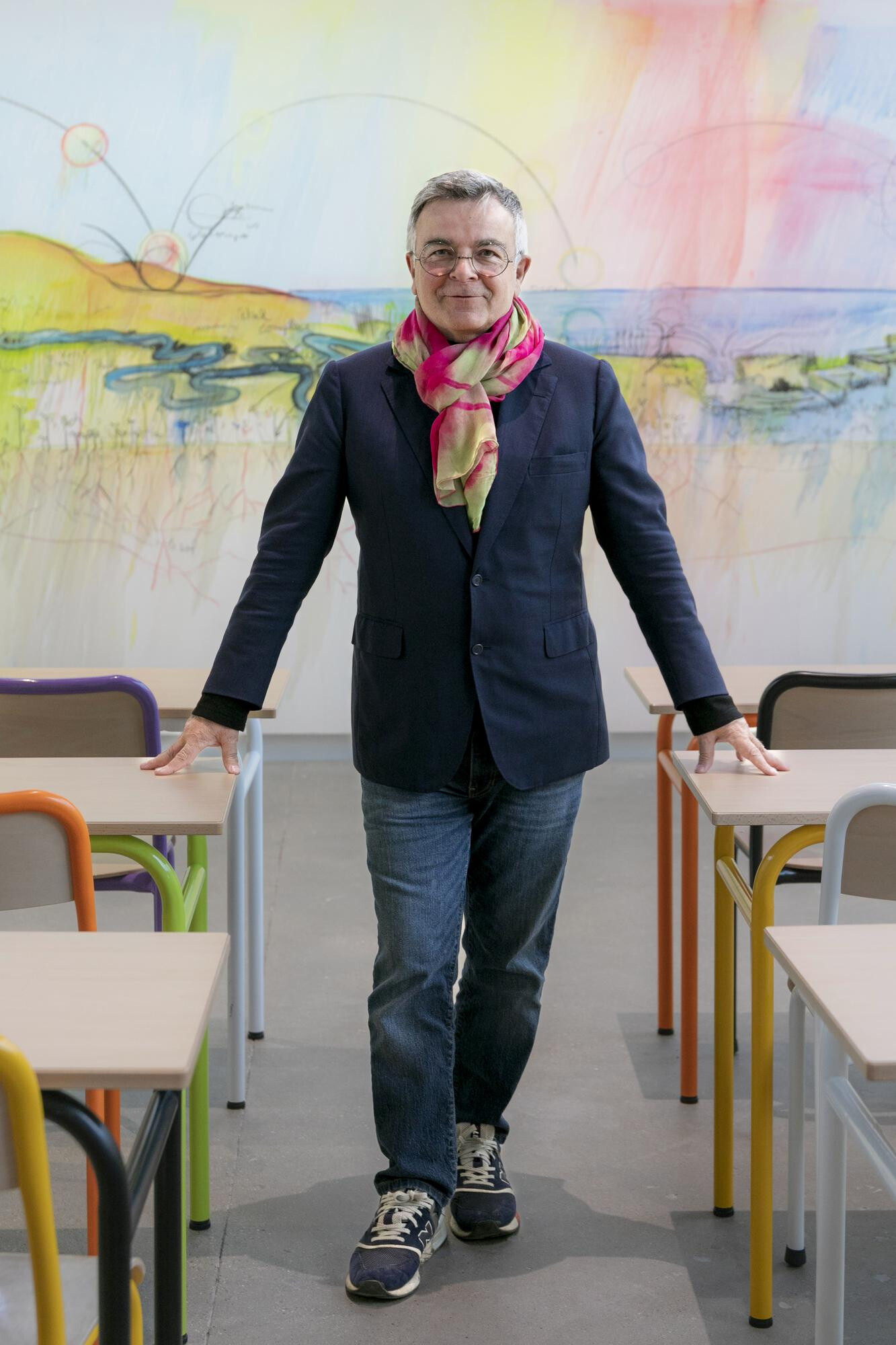 Fabrice Hyber lors de l'exposition Fabrice Hyber La Vallée, 6 décembre 2022, Paris