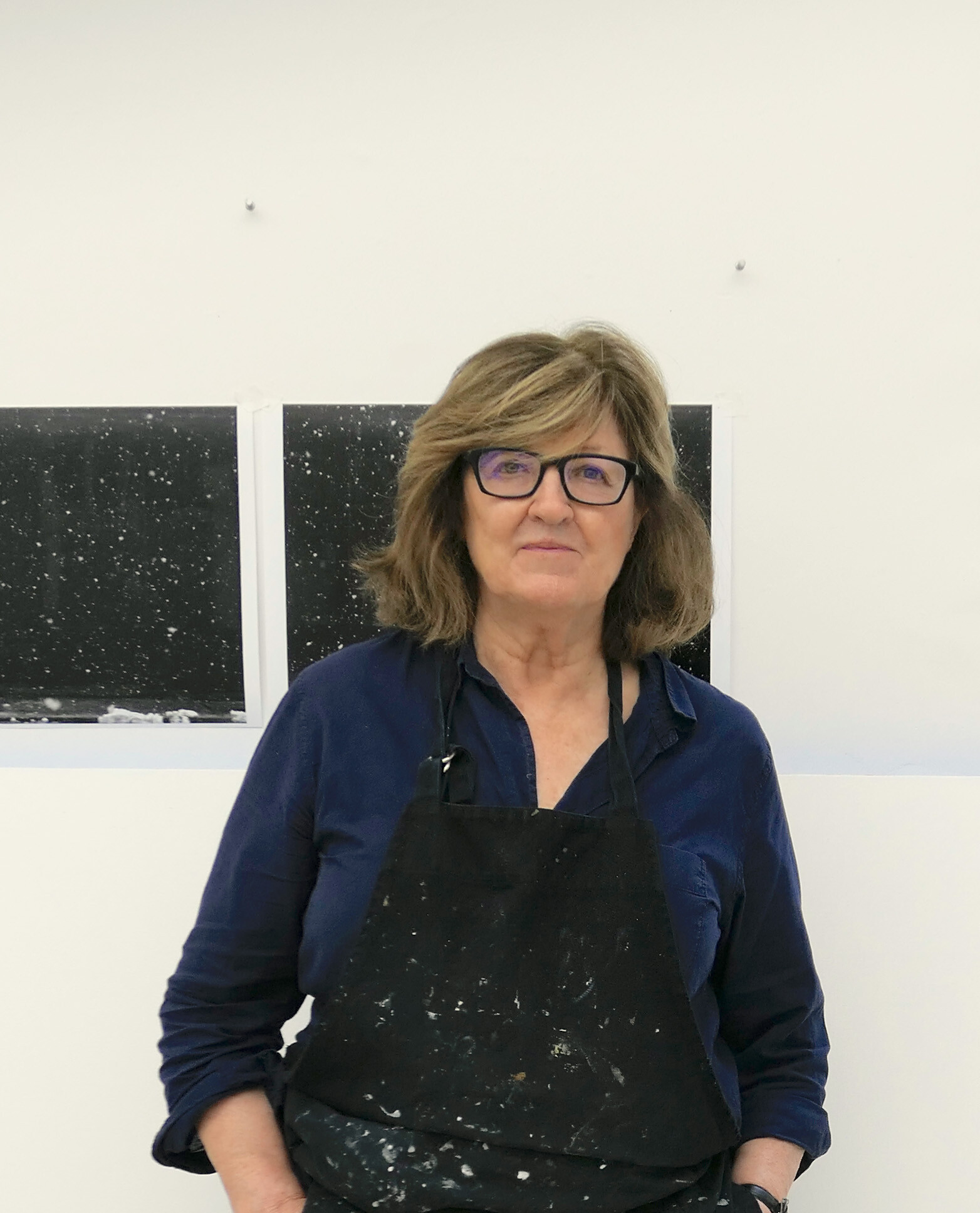 Portrait de Vija Celmins durant l'exposition Vija Celmins  To Fix the Image in Memory, The Metropolitan Museum, New York