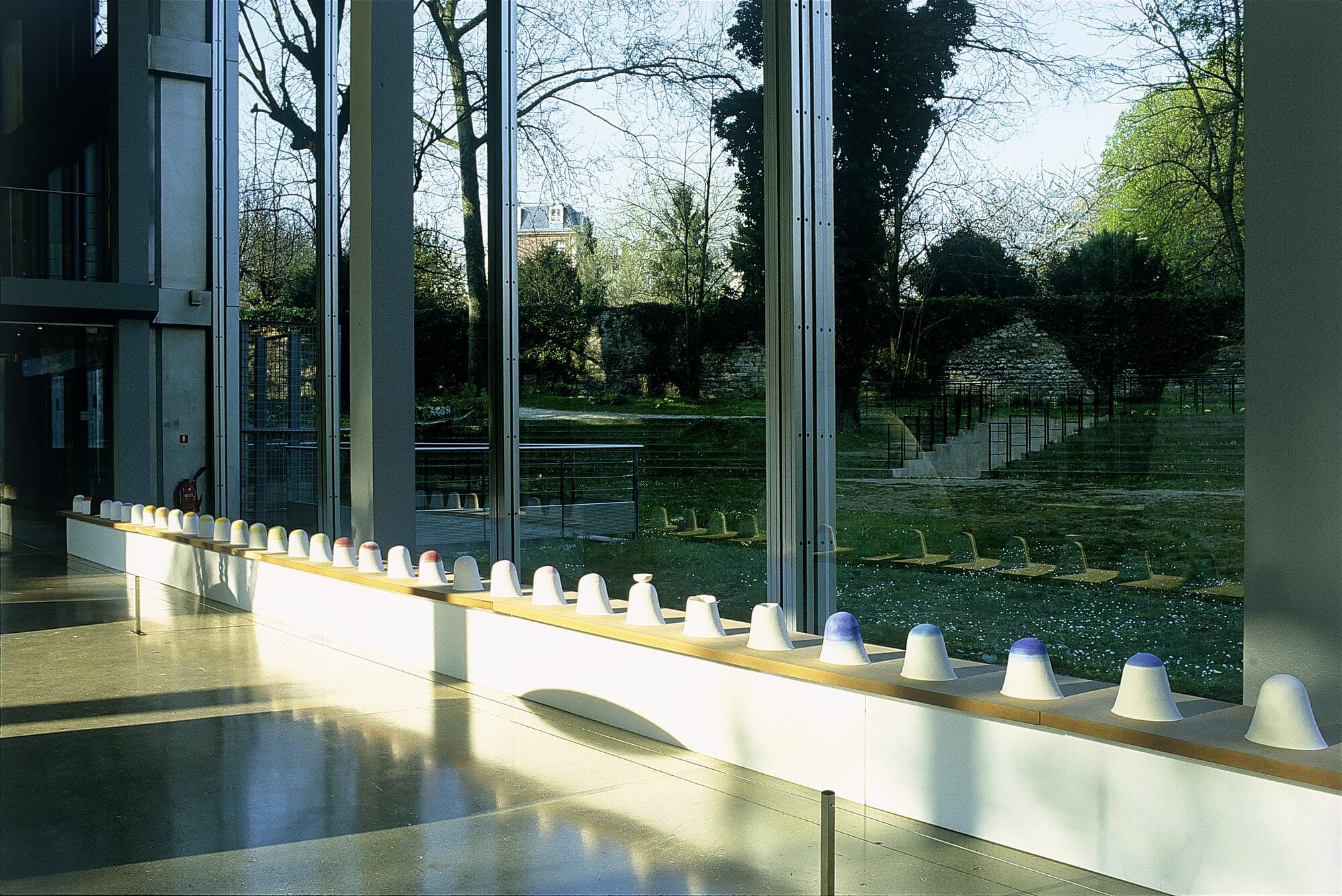 Vue de l'exposition Fragilisme, Fondation Cartier pour l'art contemporain, 2022